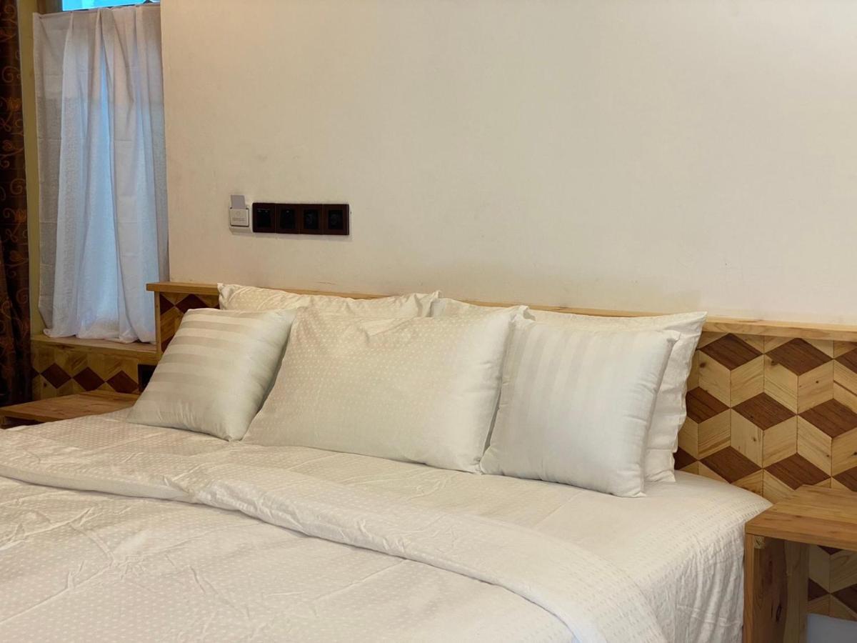 Rindali - The Speedboat From Male To The Hotel Departs At 1130 Every Monday Thursday And Saturday And From The Hotel To Male At 0630 And Five Domestic Flights Are Available Every Day Olhuveli  Exterior photo