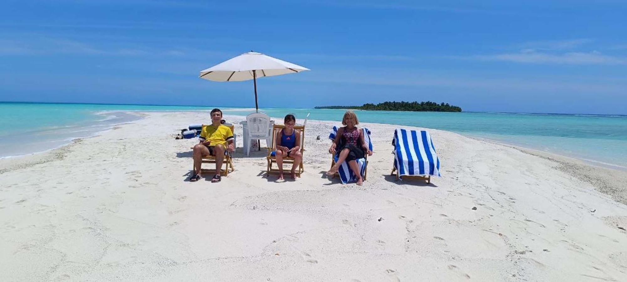 Rindali - The Speedboat From Male To The Hotel Departs At 1130 Every Monday Thursday And Saturday And From The Hotel To Male At 0630 And Five Domestic Flights Are Available Every Day Olhuveli  Exterior photo