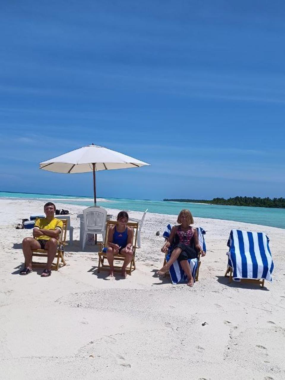 Rindali - The Speedboat From Male To The Hotel Departs At 1130 Every Monday Thursday And Saturday And From The Hotel To Male At 0630 And Five Domestic Flights Are Available Every Day Olhuveli  Exterior photo