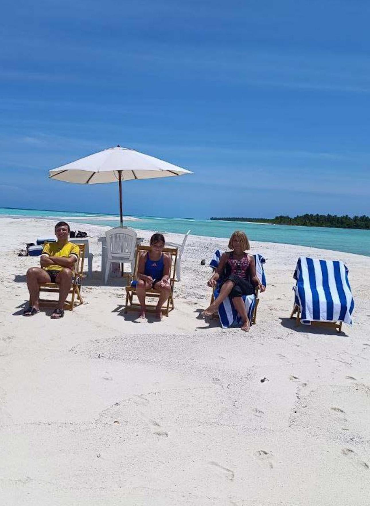 Rindali - The Speedboat From Male To The Hotel Departs At 1130 Every Monday Thursday And Saturday And From The Hotel To Male At 0630 And Five Domestic Flights Are Available Every Day Olhuveli  Exterior photo